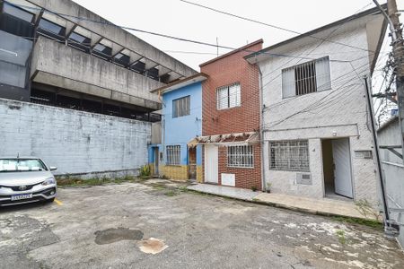 Casa para alugar com 80m², 2 quartos e 1 vaga Casa para alugar com 80m², 2 quartos e 1 vagaVila