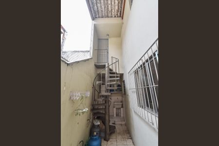 Casa para alugar com 80m², 2 quartos e 1 vaga Casa para alugar com 80m², 2 quartos e 1 vagaÁrea de serviço