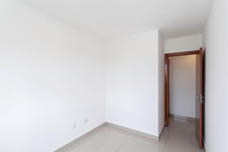 Casa à venda com 115m², 2 quartos e 2 vagasQuarto 2