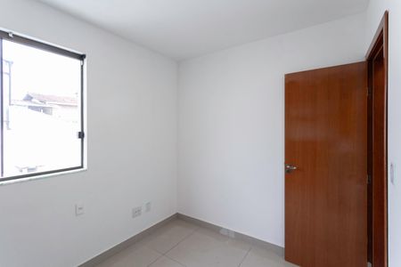 Casa à venda com 115m², 2 quartos e 2 vagasQuarto 1