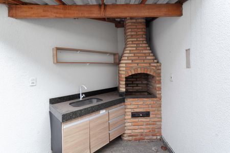 Casa à venda com 115m², 2 quartos e 2 vagasChurrasqueira