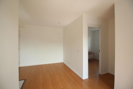 Sala de apartamento para alugar com 2 quartos, 45m² em Jacarepaguá, Rio de Janeiro