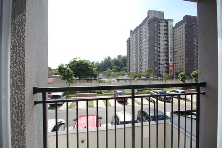 Varanda de apartamento para alugar com 2 quartos, 45m² em Jacarepaguá, Rio de Janeiro