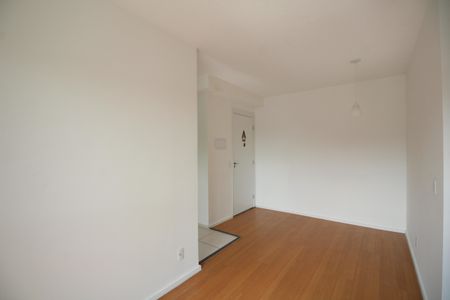 Sala de apartamento para alugar com 2 quartos, 45m² em Jacarepaguá, Rio de Janeiro