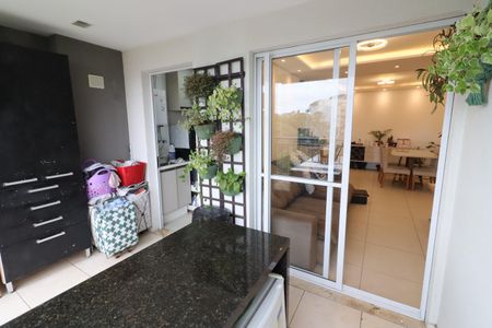 Apartamento à venda com 83m², 3 quartos e 2 vagasVaranda gourmet