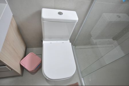 Casa à venda com 500m², 3 quartos e 4 vagasBanheiro da Suíte 2