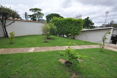 Casa à venda com 500m², 3 quartos e 4 vagasJardim