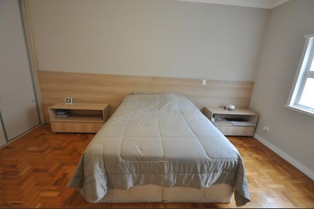 Casa à venda com 500m², 3 quartos e 4 vagasSuíte 1