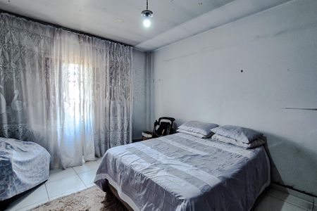 Casa à venda com 180m², 2 quartos e 2 vagasQuarto 2