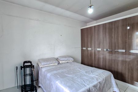 Casa à venda com 180m², 2 quartos e 2 vagasQuarto 2