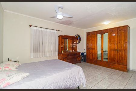 Casa à venda com 300m², 4 quartos e 3 vagasQuarto 3 - Suíte