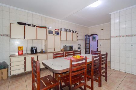 Casa à venda com 300m², 4 quartos e 3 vagasCozinha