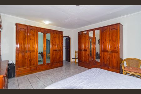 Casa à venda com 300m², 4 quartos e 3 vagasQuarto 3 - Suíte