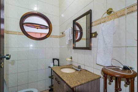 Casa à venda com 300m², 4 quartos e 3 vagasLavabo