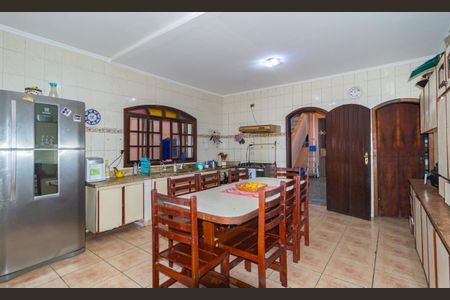 Casa à venda com 300m², 4 quartos e 3 vagasCozinha