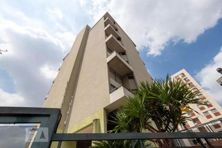 Apartamento à venda com 64m², 1 quarto e 2 vagas Apartamento à venda com 64m², 1 quarto e 2 vagasFachada