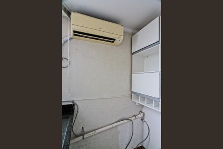 Apartamento à venda com 64m², 1 quarto e 2 vagas Apartamento à venda com 64m², 1 quarto e 2 vagasÁrea de Serviço