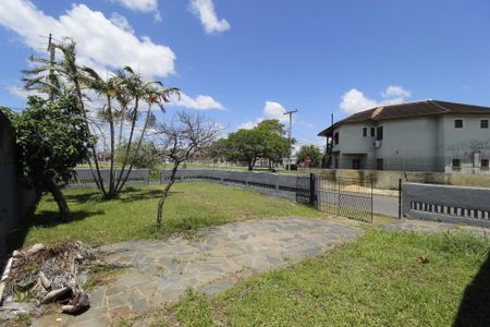 Casa à venda com 100m², 2 quartos e 2 vagasQuintal
