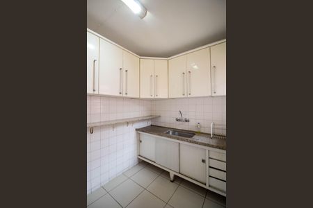 Casa à venda com 179m², 4 quartos e 2 vagasCozinha - Armários