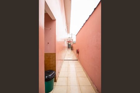 Casa à venda com 179m², 4 quartos e 2 vagasCorredor Área Externa 