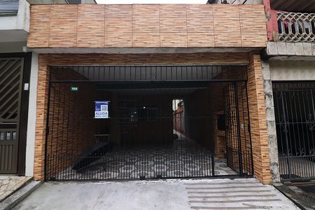 Fachada  de casa para alugar com 2 quartos, 125m² em Jardim Thelma, São Bernardo do Campo