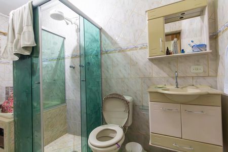 Casa para alugar com 140m², 4 quartos e 2 vagas Casa para alugar com 140m², 4 quartos e 2 vagasCasa 1: Banheiro 1