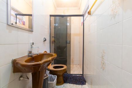 Casa para alugar com 140m², 4 quartos e 2 vagas Casa para alugar com 140m², 4 quartos e 2 vagasCasa 1: Banheiro 2