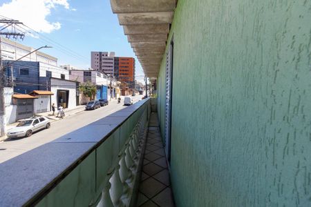 Casa para alugar com 140m², 4 quartos e 2 vagas Casa para alugar com 140m², 4 quartos e 2 vagasCasa 2: Sacada