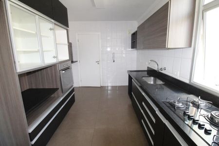 Apartamento para alugar com 125m², 3 quartos e 2 vagasCozinha