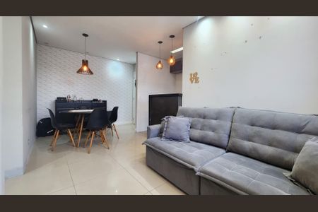 Sala de apartamento para alugar com 2 quartos, 45m² em Castelo, Santos