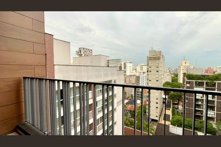 Studio para alugar com 25m², 1 quarto e sem vaga Studio para alugar com 25m², 1 quarto e sem vagaVaranda