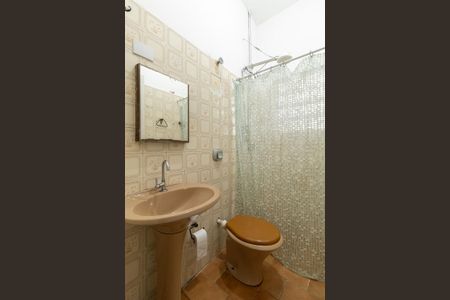 Banheiro de casa para alugar com 1 quarto, 75m² em Vila Brasil, São Paulo