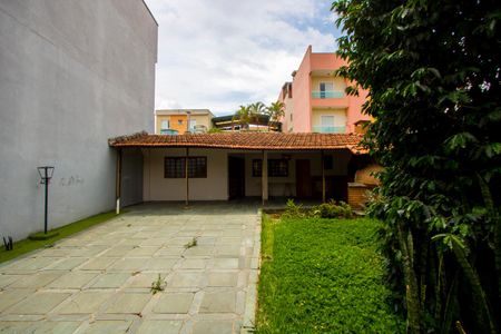 Casa para alugar com 180m², 3 quartos e 3 vagasQuintal