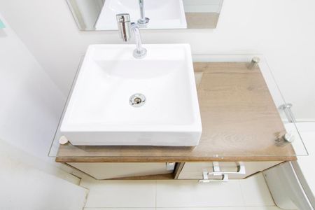 Casa para alugar com 180m², 3 quartos e 3 vagasBanheiro social