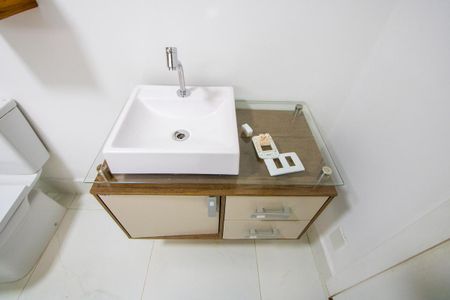 Casa para alugar com 180m², 3 quartos e 3 vagasBanheiro do quarto 1