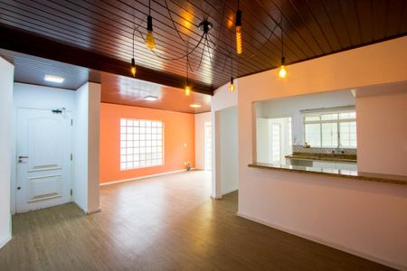 Sala 1 de casa para alugar com 3 quartos, 180m² em Paraíso, Santo André