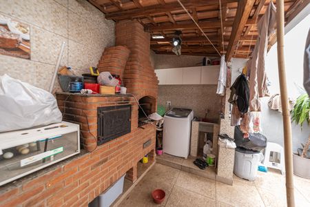 Casa à venda com 185m², 3 quartos e 2 vagasÁrea gourmet / Área de Serviço