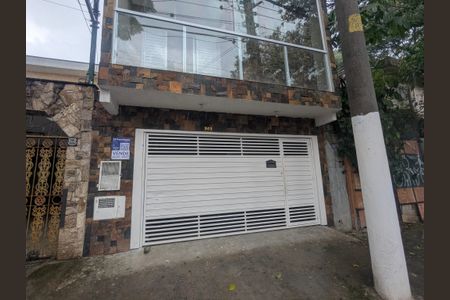 Casa à venda com 185m², 3 quartos e 2 vagasFachada