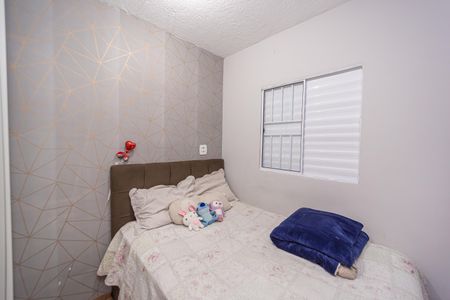 Casa à venda com 185m², 3 quartos e 2 vagasQuarto 2