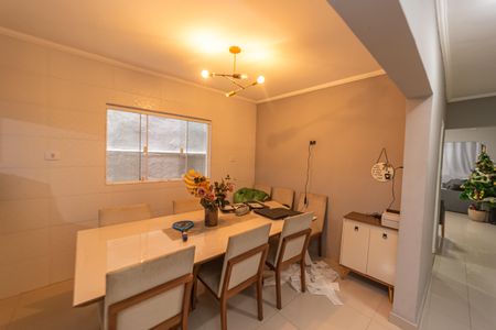 Casa à venda com 185m², 3 quartos e 2 vagasSala de Jantar