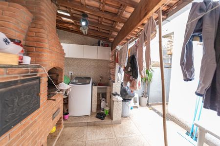 Casa à venda com 185m², 3 quartos e 2 vagasÁrea gourmet / Área de Serviço