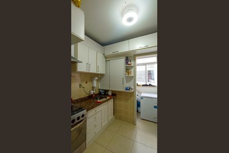 Apartamento à venda com 64m², 2 quartos e 1 vaga Apartamento à venda com 64m², 2 quartos e 1 vagaCozinha