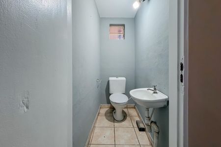 Casa para alugar com 380m², 5 quartos e 5 vagasLavabo