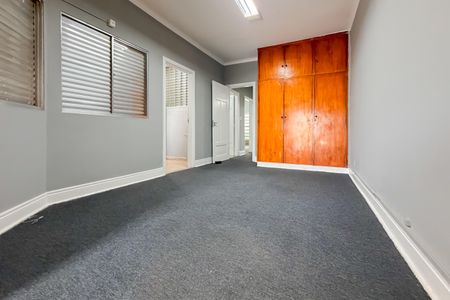 Casa para alugar com 380m², 5 quartos e 5 vagasSuíte