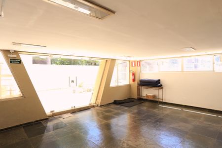 Apartamento para alugar com 68m², 2 quartos e 2 vagasÁrea comum - Salão de festas