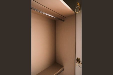 Apartamento para alugar com 68m², 2 quartos e 2 vagasCloset da suíte