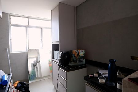 Apartamento para alugar com 68m², 2 quartos e 2 vagasCozinha e Área de Serviço