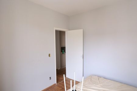 Apartamento para alugar com 68m², 2 quartos e 2 vagasQuarto