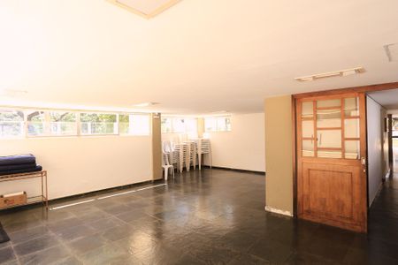 Apartamento para alugar com 68m², 2 quartos e 2 vagasÁrea comum - Salão de festas