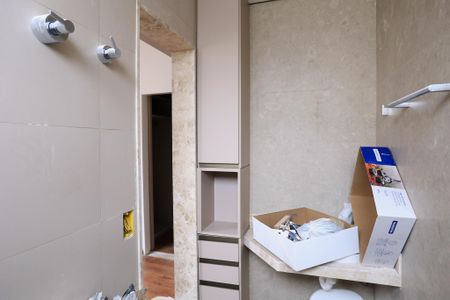 Apartamento para alugar com 68m², 2 quartos e 2 vagasBanheiro da Suíte